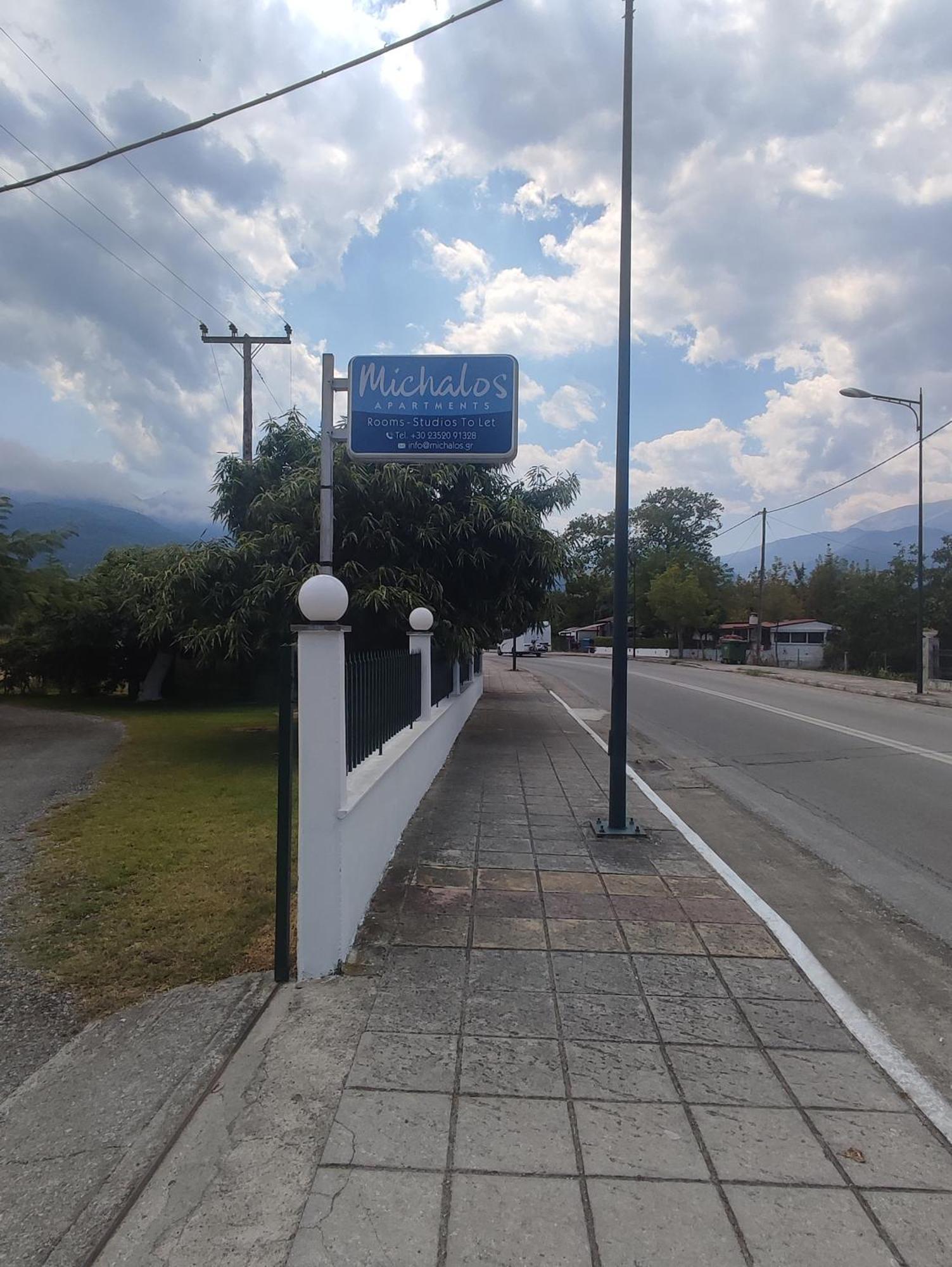 Paralía Skotínis Michalos Apartments מראה חיצוני תמונה