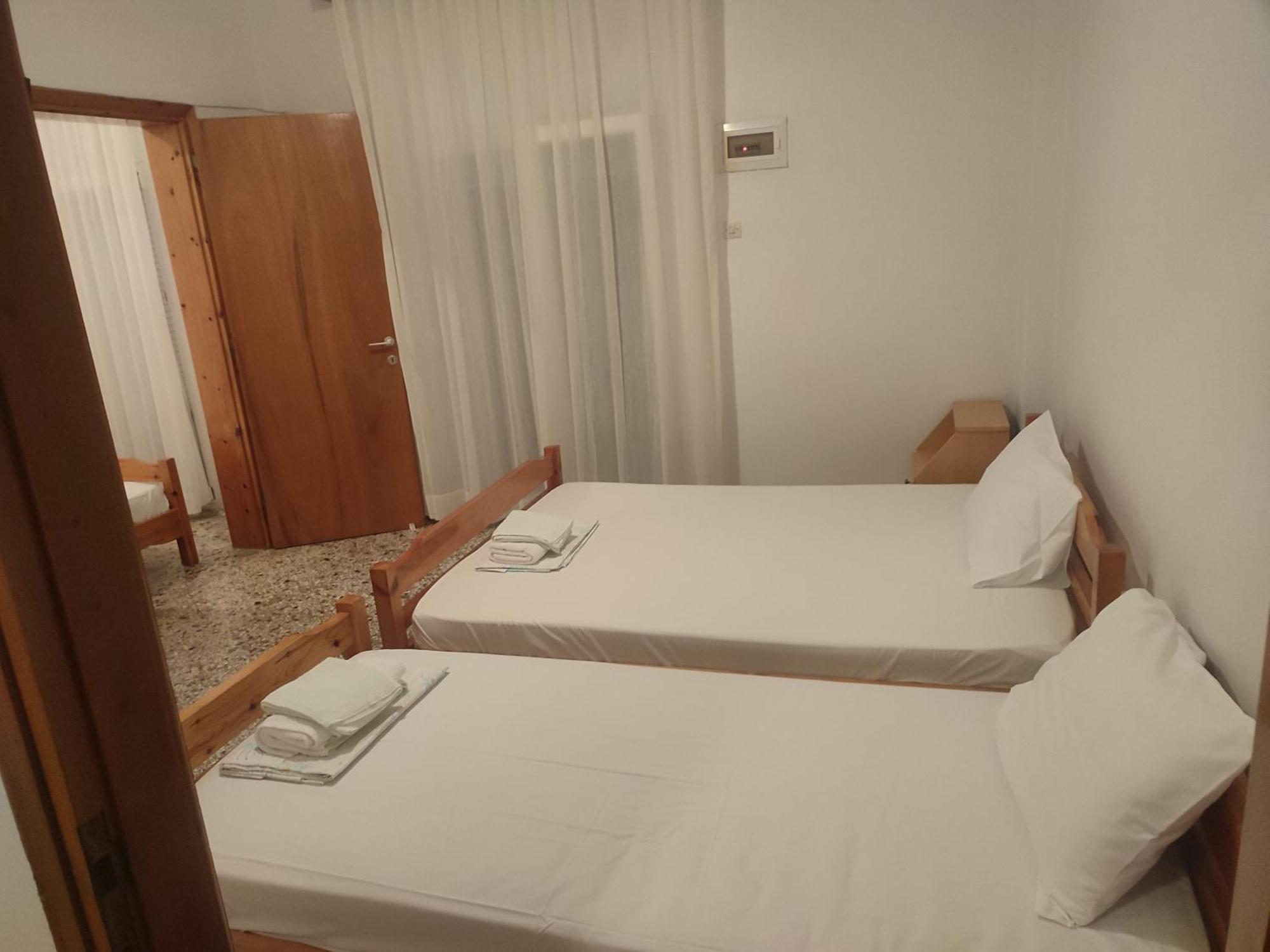 Paralía Skotínis Michalos Apartments מראה חיצוני תמונה