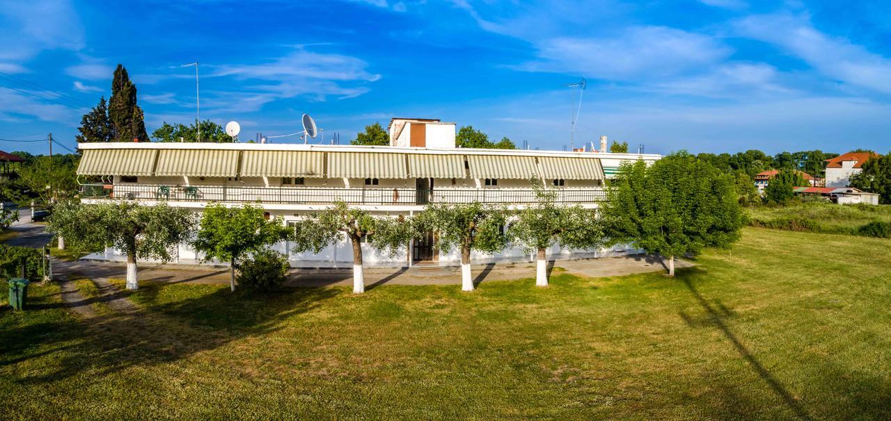 Paralía Skotínis Michalos Apartments מראה חיצוני תמונה
